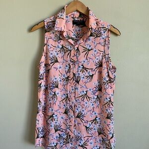 Banana Republic Sleeveless Floral Button Down - Peach and White
